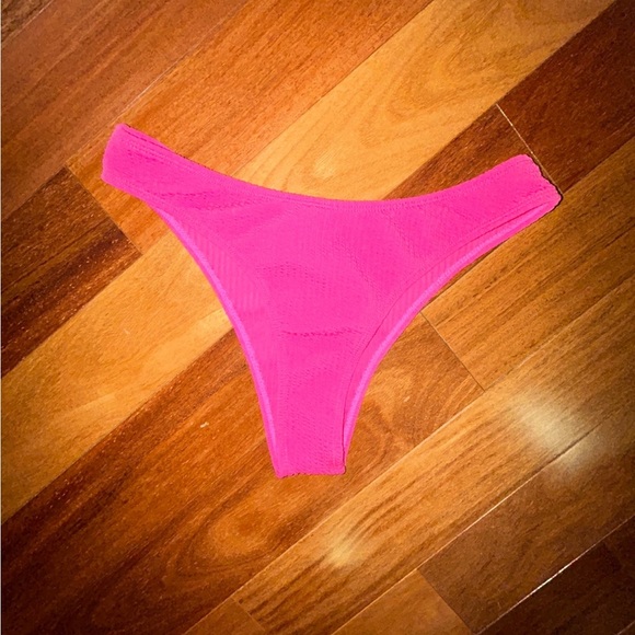 Pink Bikini Set - Picture 6 of 8